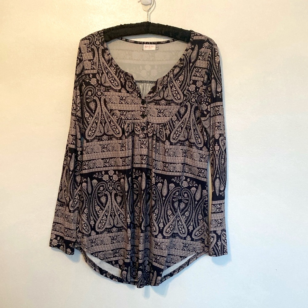 Women’s Boho Top. Size M